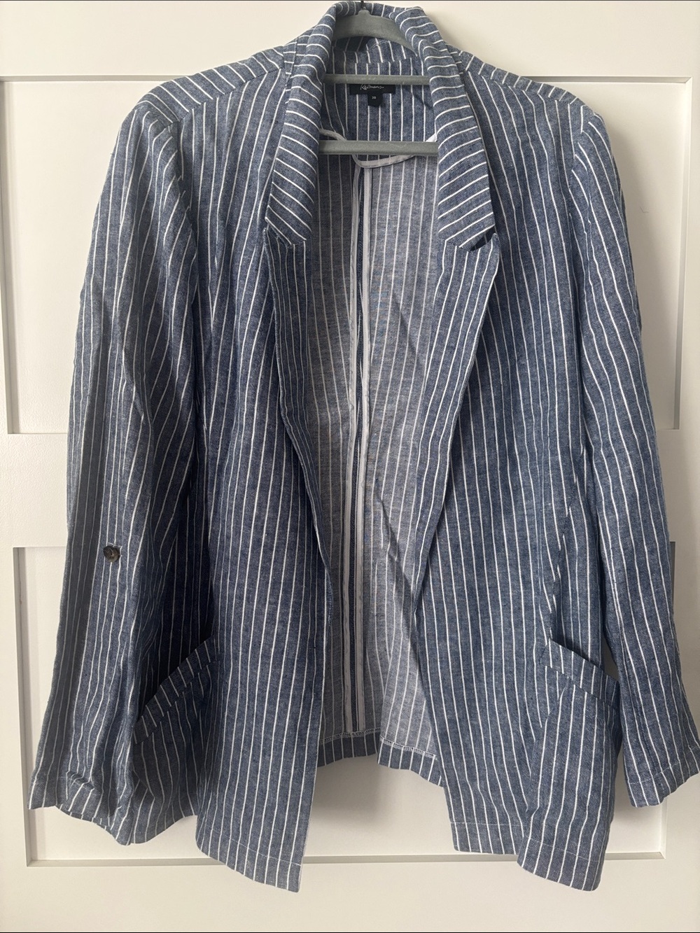 Reitmans Blue and White Pinstripe Linen-Blend Blazer
